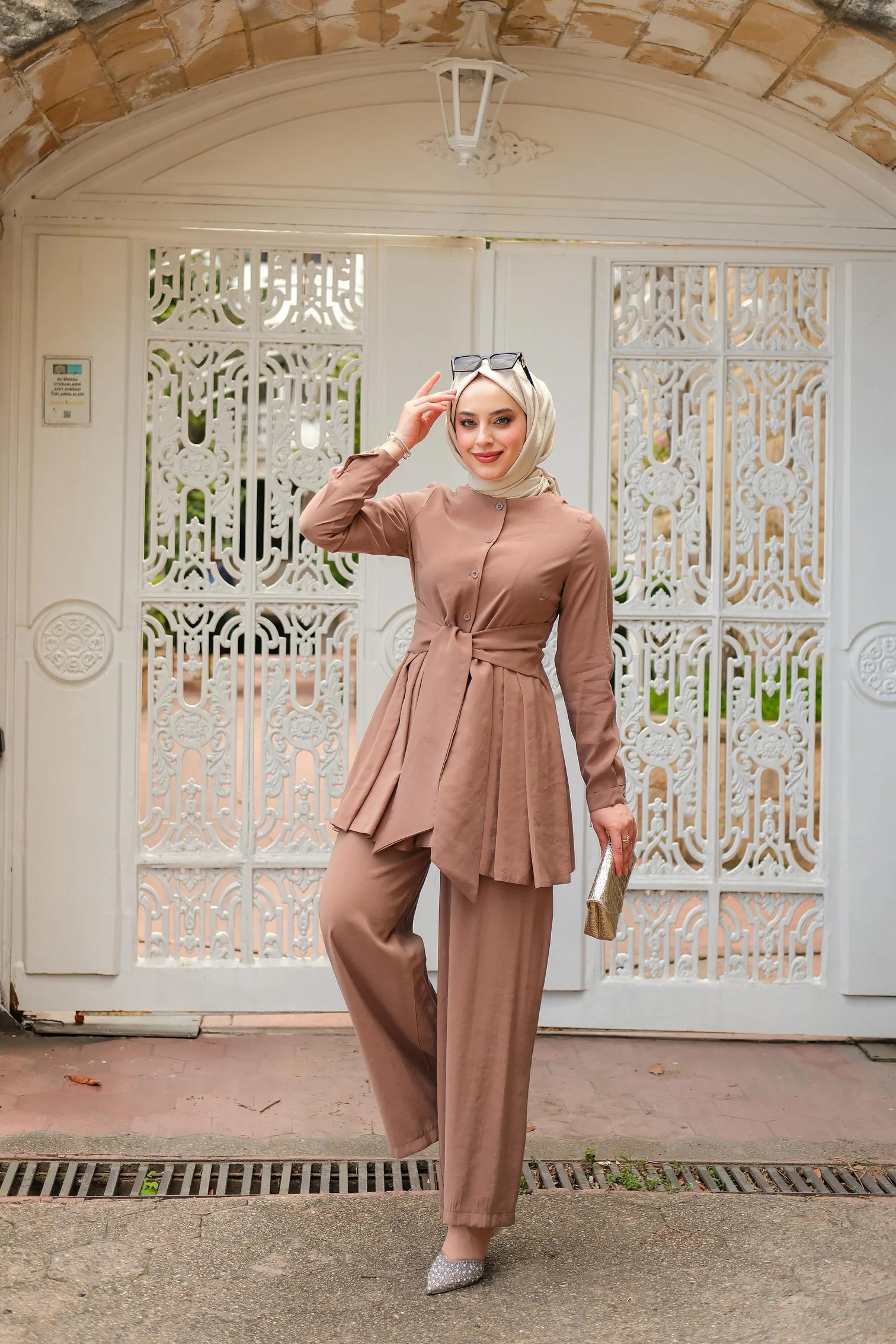 طقم بنطلون من قماش التينسل الفاخر