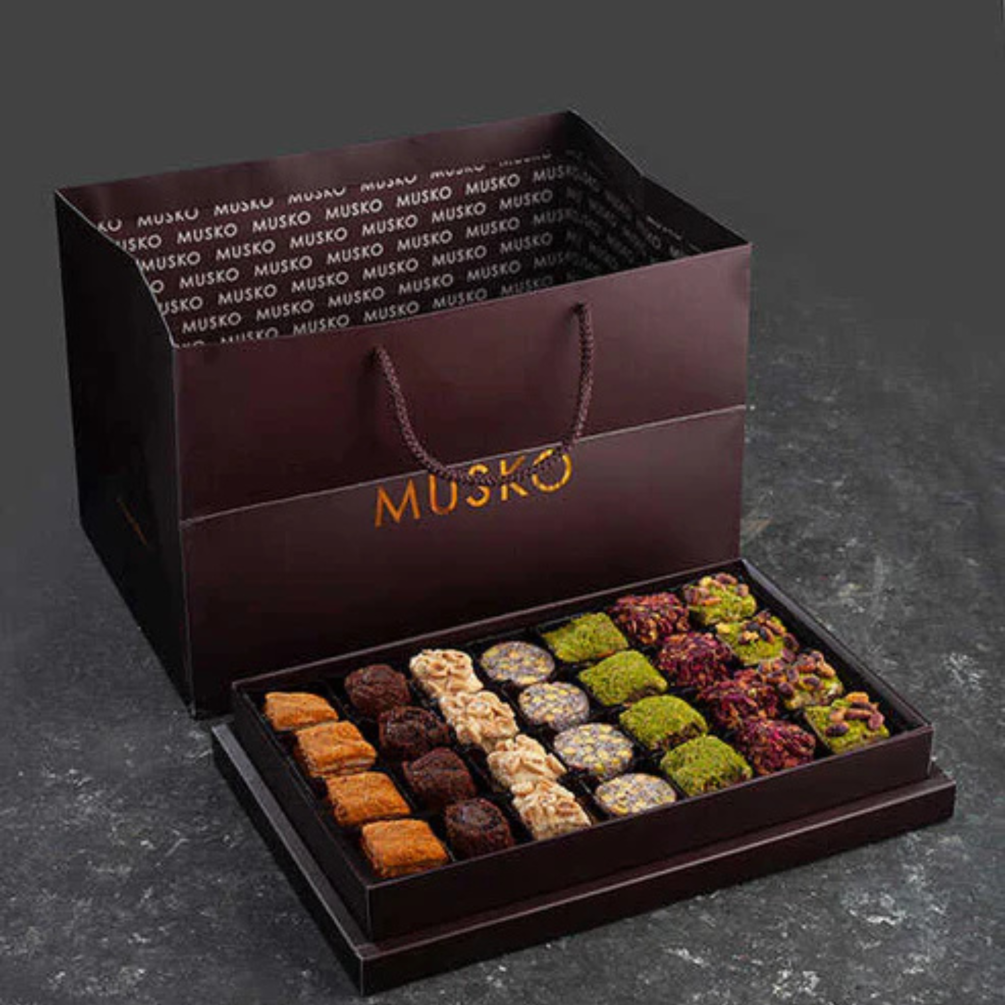 تشكيلة حلقوم فاخرة من (Musko) 650 جم