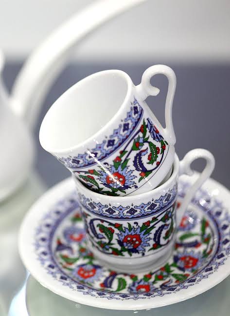 Exclusive Porcelain Cup Set – 2 Persons – Topkapi Pattern