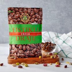 Kahve Dünyası Pistachio Dragee, Milky Chocolate 120 gr.