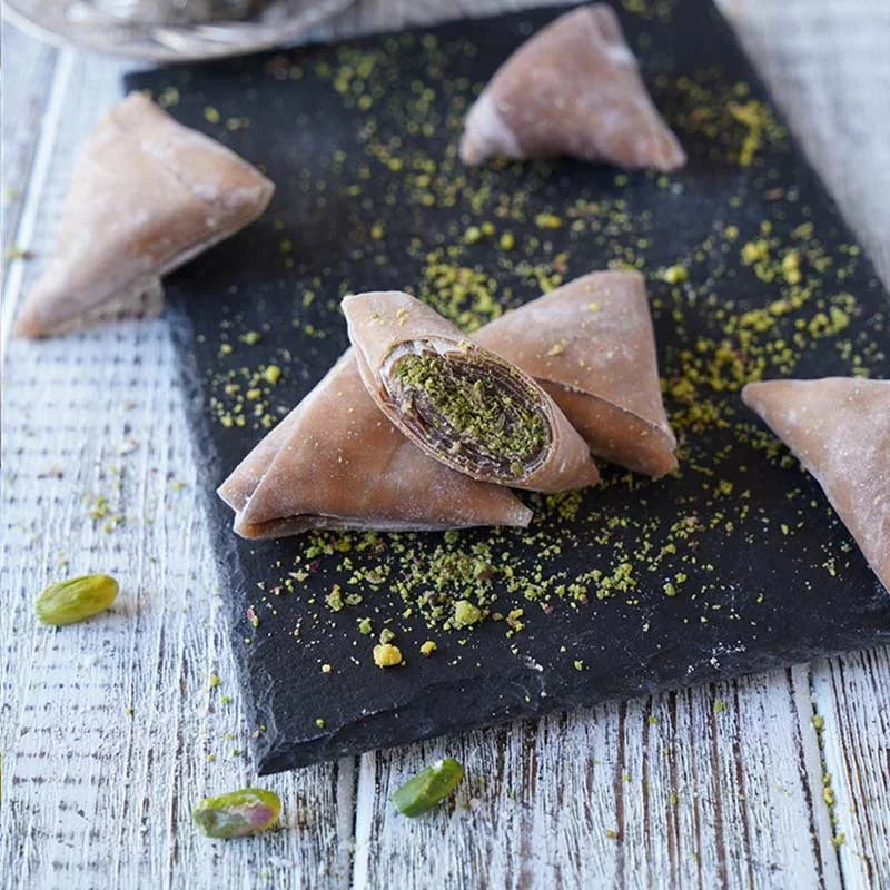 حلى الرقائق محشو بالفستق العنتابي