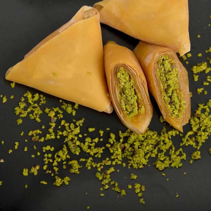 بستيل بالفستق العنتابي مثلثات