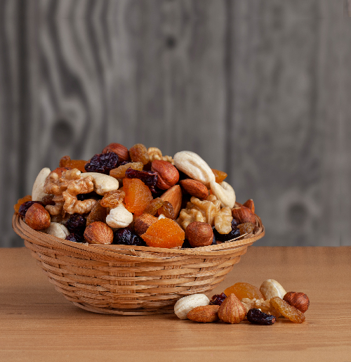 Mixed Raw Nuts & Dried Fruit Snack