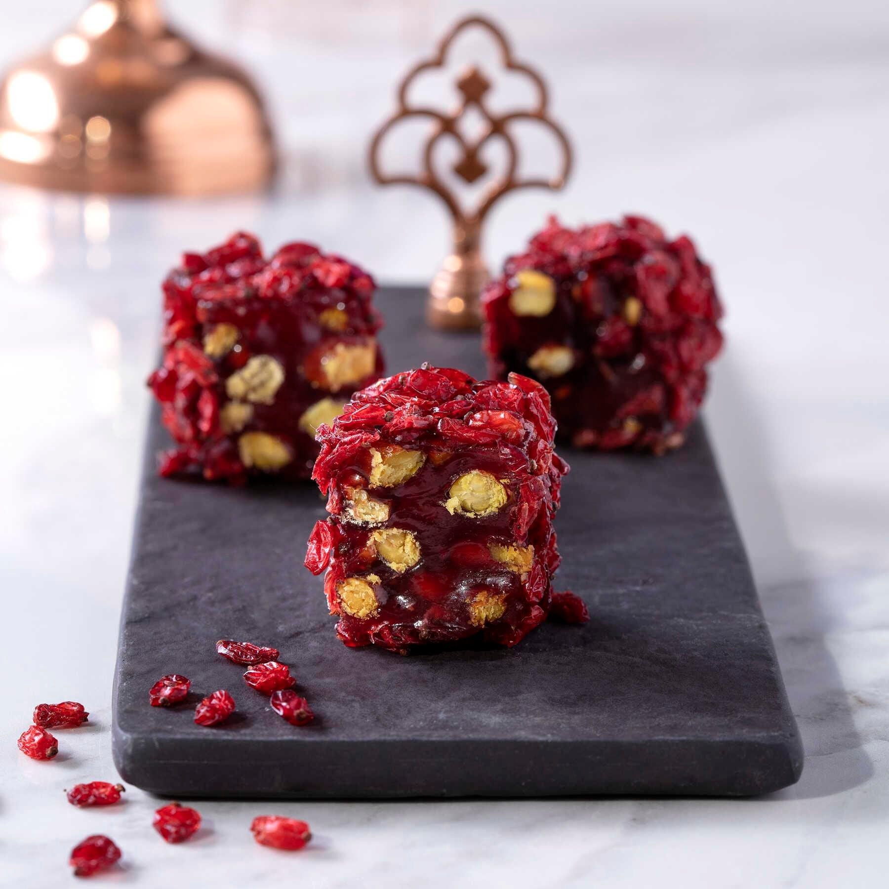 Pomegranate Flavored Zeresk Grape Coated Turkish Delight With Pistachio