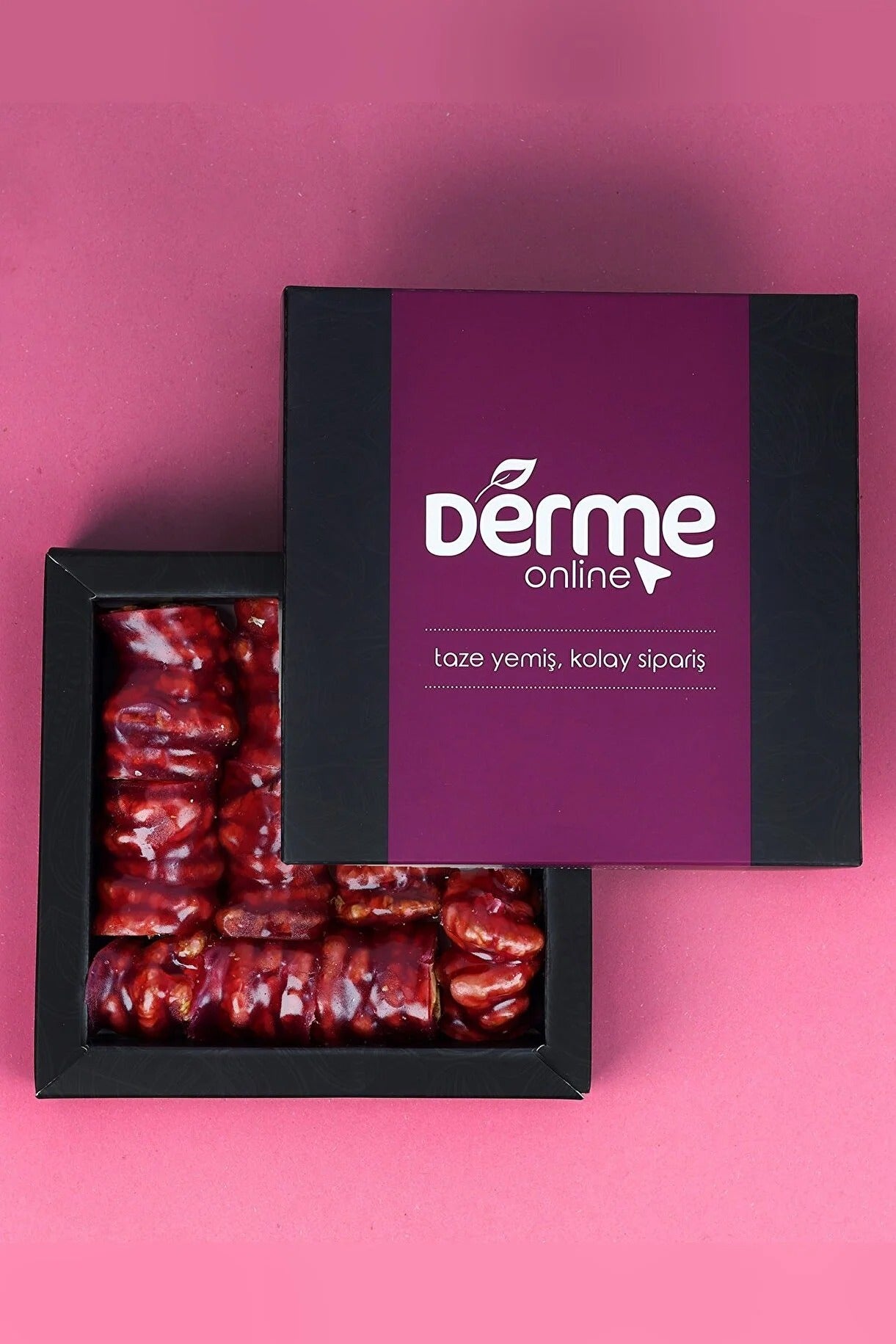 سجق دبس العنب بالجوز بنكهة الرمان